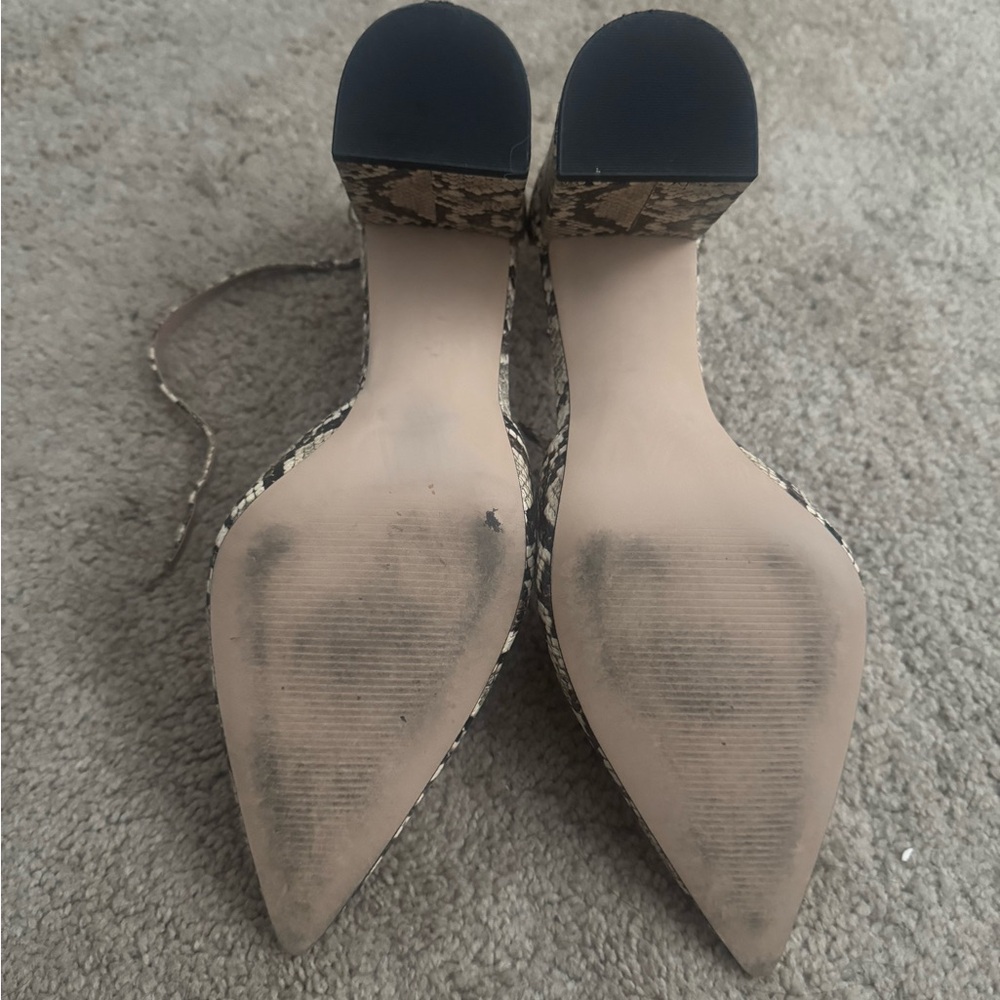 Nordstrom Paola Ankle Strap Pointed Toe Pump Ivory Snake - Picture 5 of 5